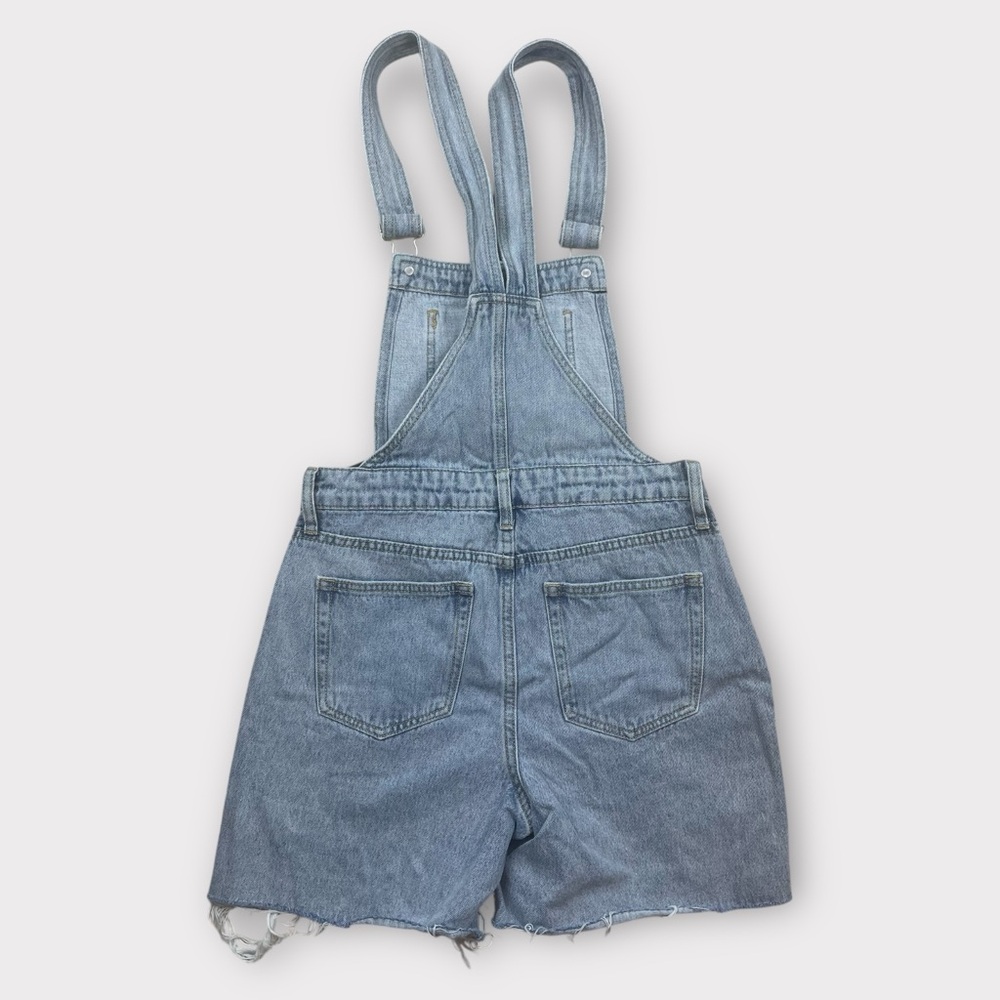 Fashion Nova Distressed Denim Overall Shorts Size Small NWT - Picture 4 of 7